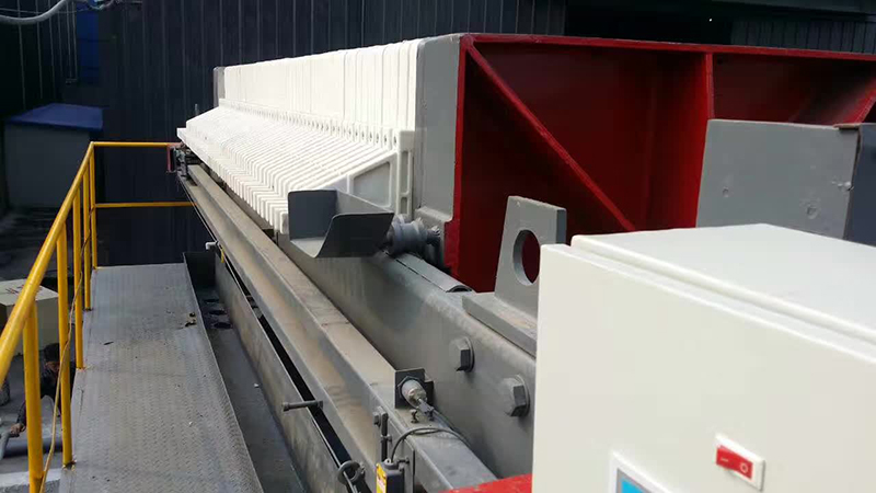 電廠脫硫脫銷污水現(xiàn)場(chǎng)(圖1)